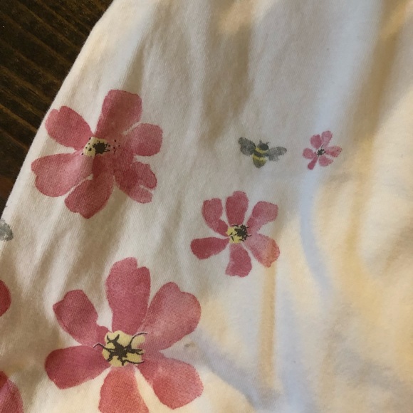 2 Burts Bee's rompers 6-9 months. - Picture 4 of 5